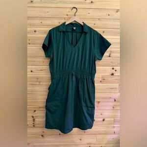 REI XL Emerald Green Trailmade Dress Collared Hiking Outdoors Active UPF 50